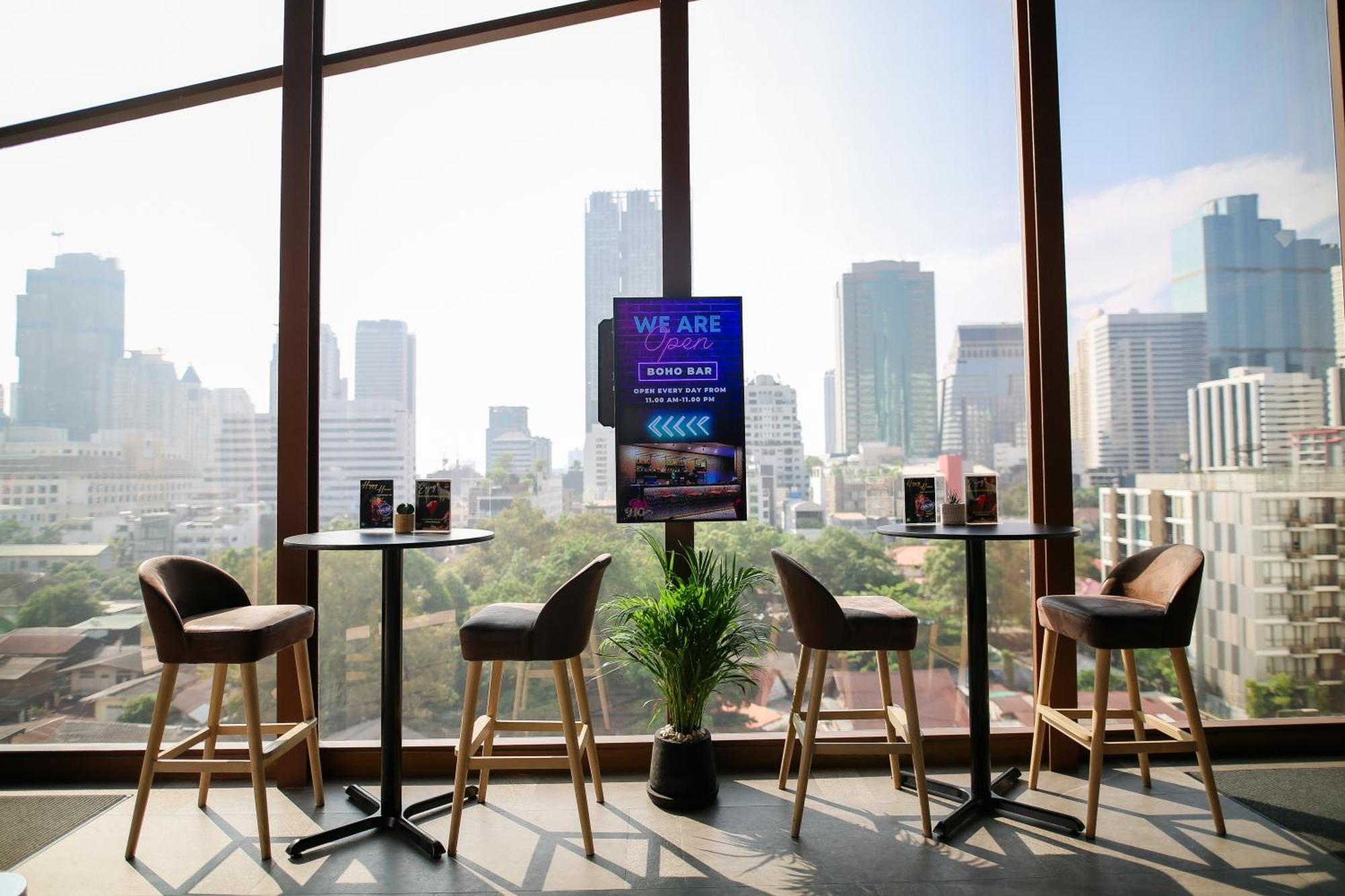 Khách sạn Ibis Styles Silom 3*